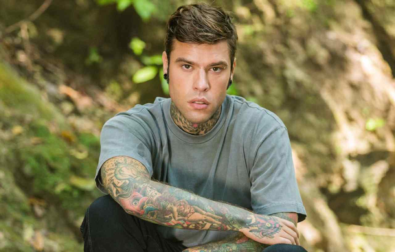 Che titolo di studio possiede Fedez