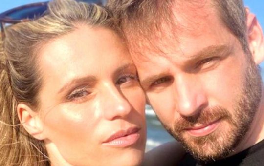 Altro che Tomaso, Michelle beccata con un altro volto Mediaset...