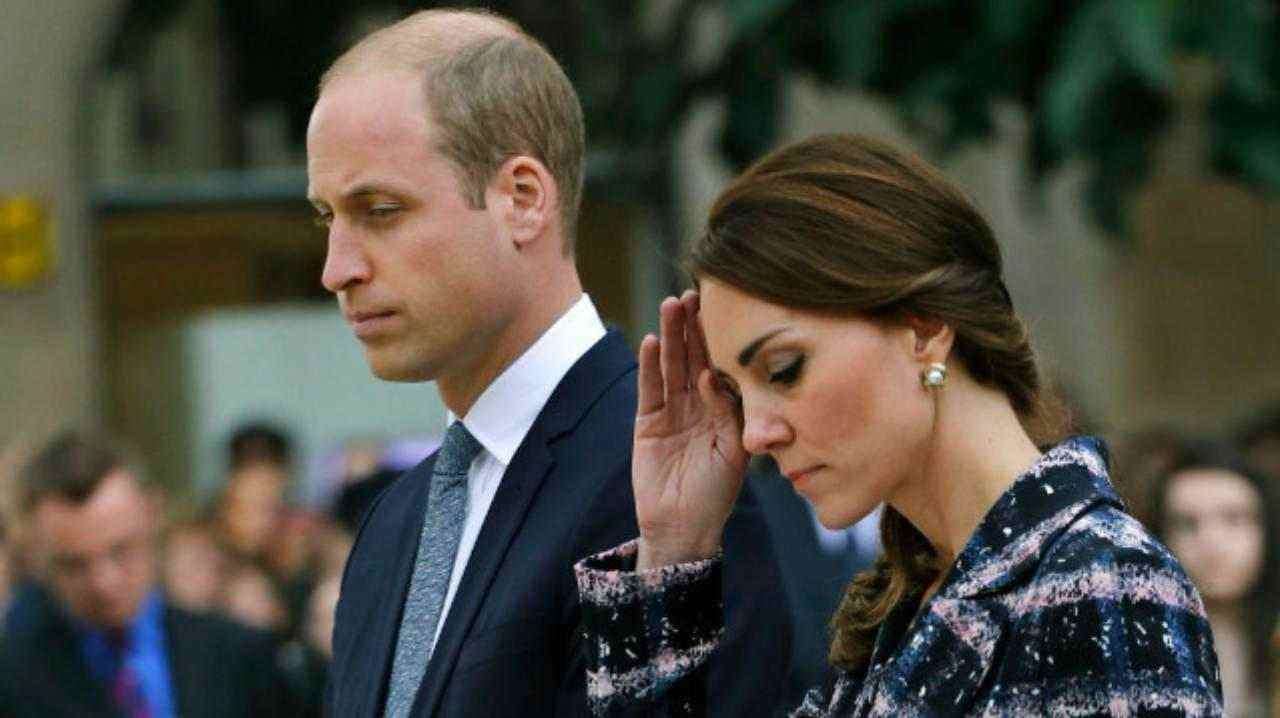 Come è stata la reazione di William e Kate all'illazione omofoba?