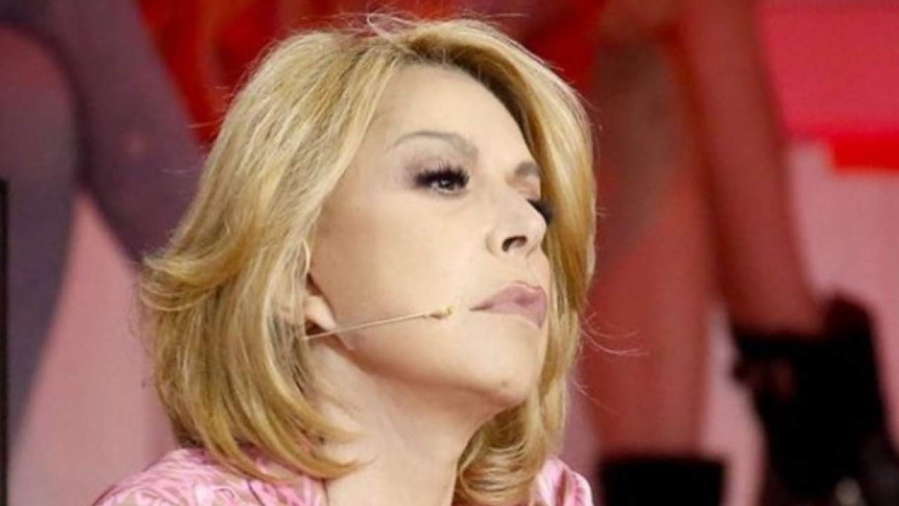 L'ex di Anna Pettinelli si accanisce su di lei