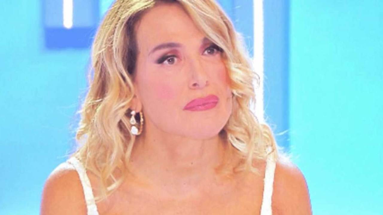 Piovono nuovamente critiche su Barbara D'Urso