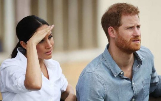 Pare esserci una terza donna tra Harry e Meghan