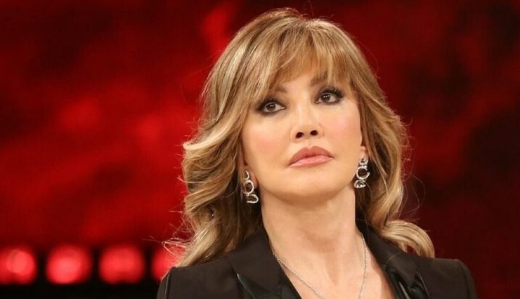 L'addio a Milly Carlucci - Youbee.it 