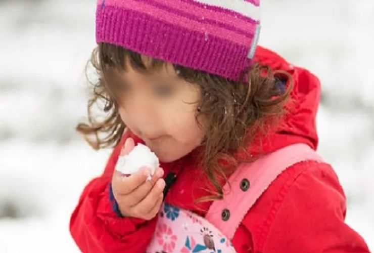 È sbagliatissimo mangiare la neve