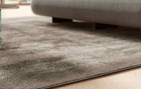 Come pulire al meglio i tappeti di casa?
