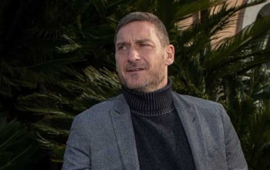 Francesco Totti irriconoscibile