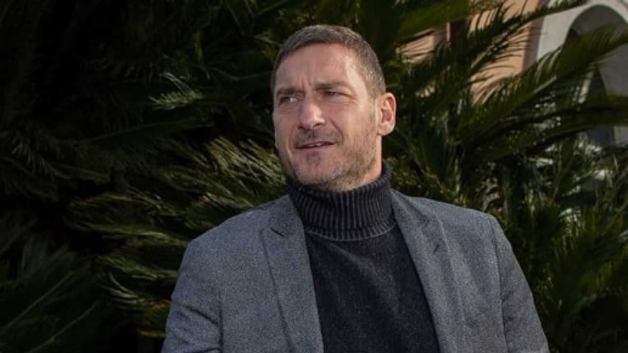 Francesco Totti irriconoscibile
