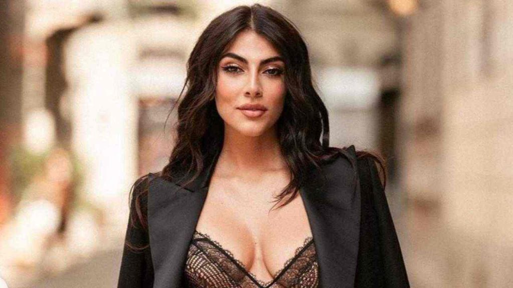 Giulia Salemi senza freni - Youbee.it