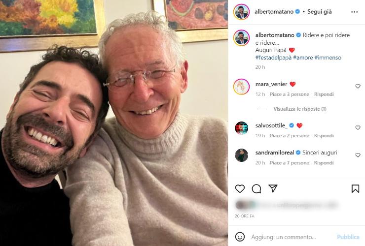 Alberto Matano e la foto con il padre che scalda i cuori