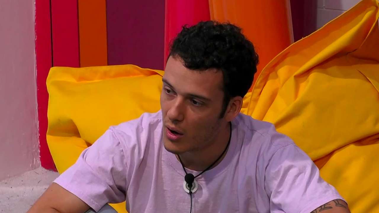 Edoardo Donnamaria beccato così - Youbee.it