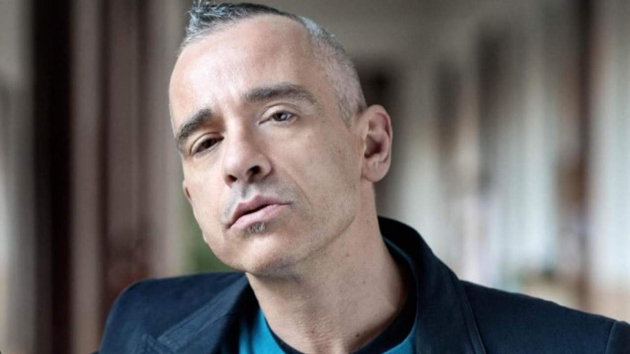 Eros Ramazzotti dichiara guerra