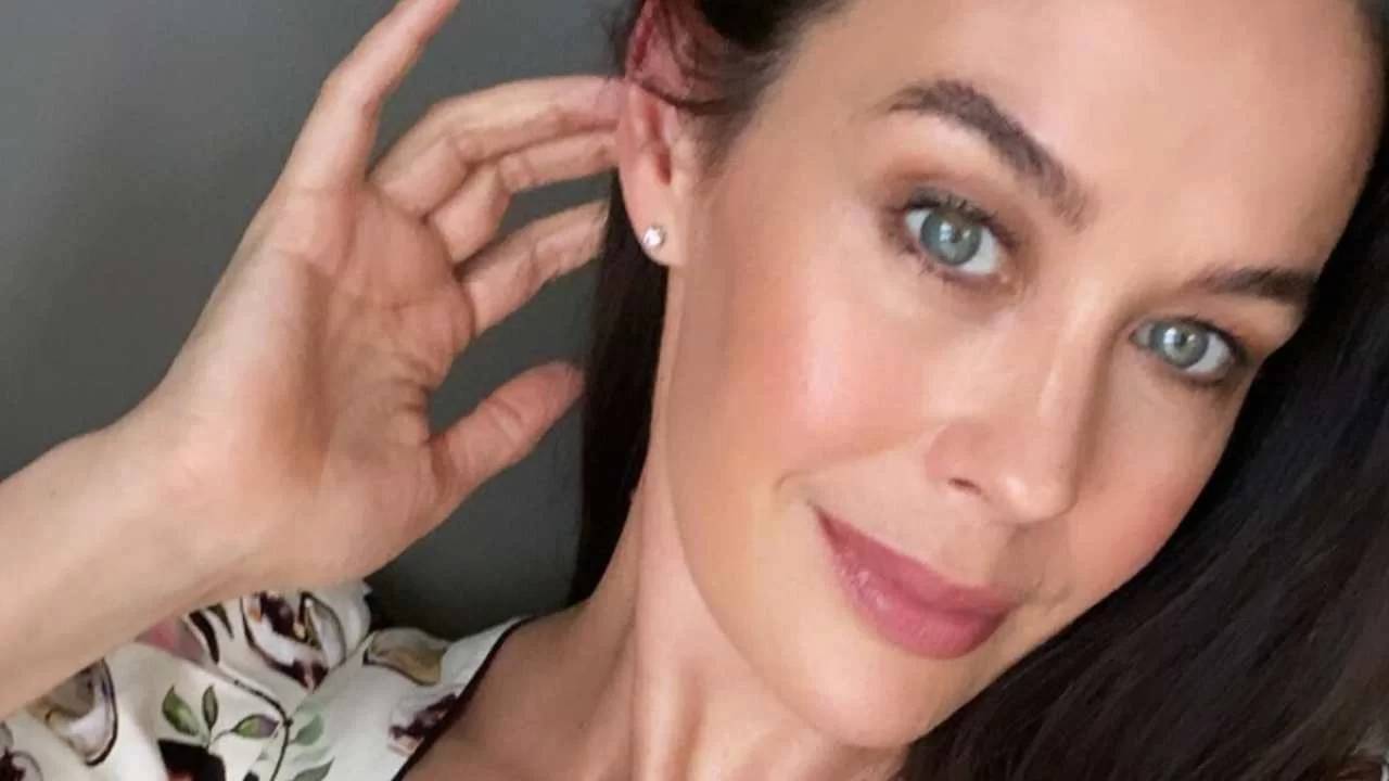 Megan Gale ingannata