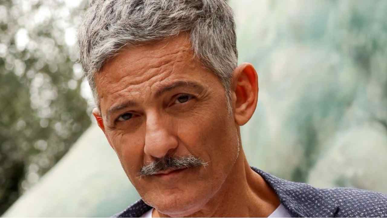 Fiorello a ruota libera sul collega