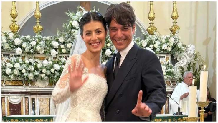 Nozze di Alessandra Mastronardi e Gianpaolo Sannino - Youbee.it