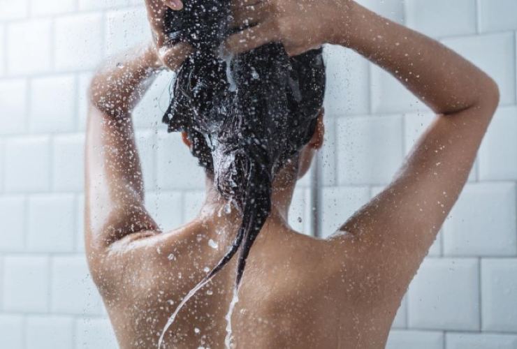 Cosa succede se non fai la doccia per una settimana?
