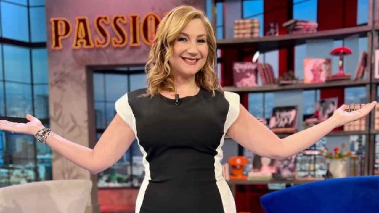 Serena Bortone e la foto delle vacanze tutte curve