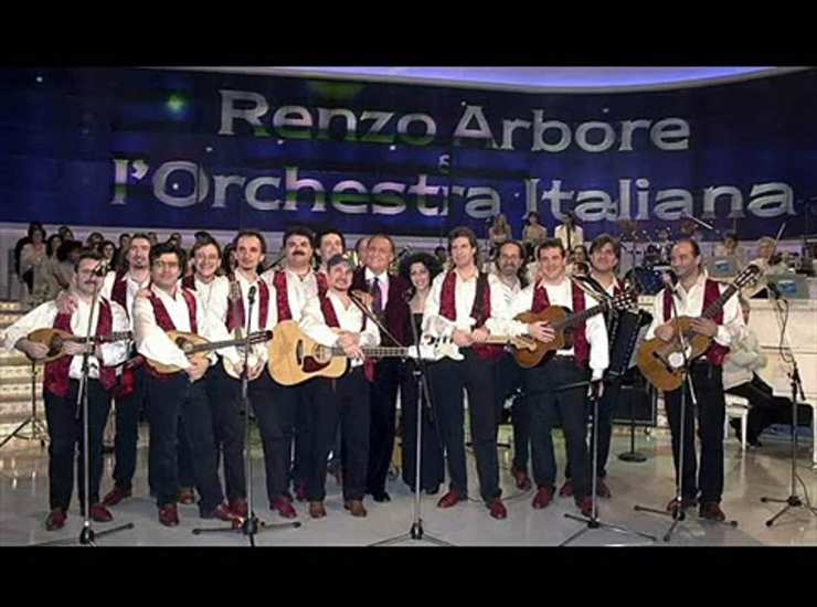 Renzo Arbore parla di cos'è successo dopo aver abbandonato le scene televisive