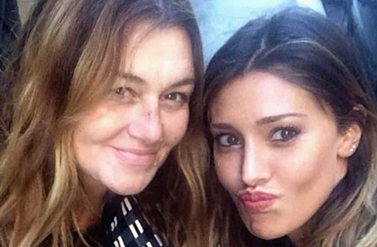 Belen Rodriguez e la madre Veronica - Youbee.it