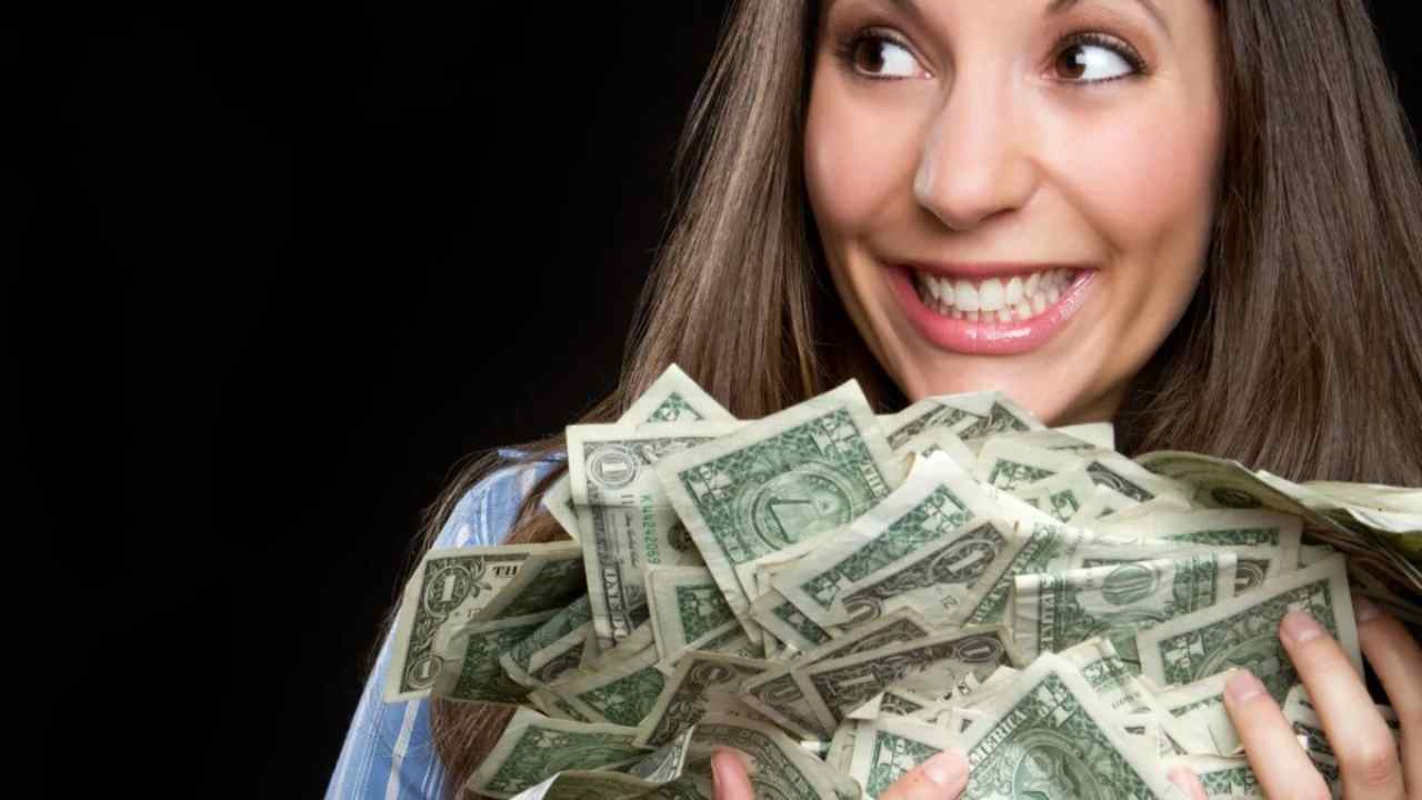 I soldi rendono felici? La risposta - Youbee.it