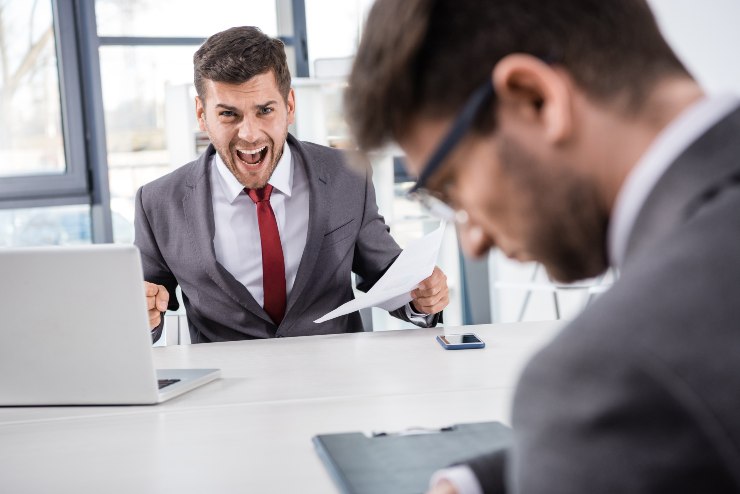 Insulti sul posto di lavoro