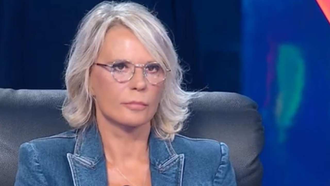 Maria De Filippi pianto ad Amici allieva