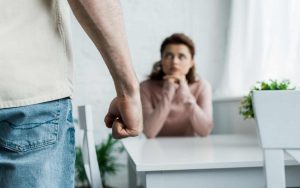Come riconoscere la violenza domestica